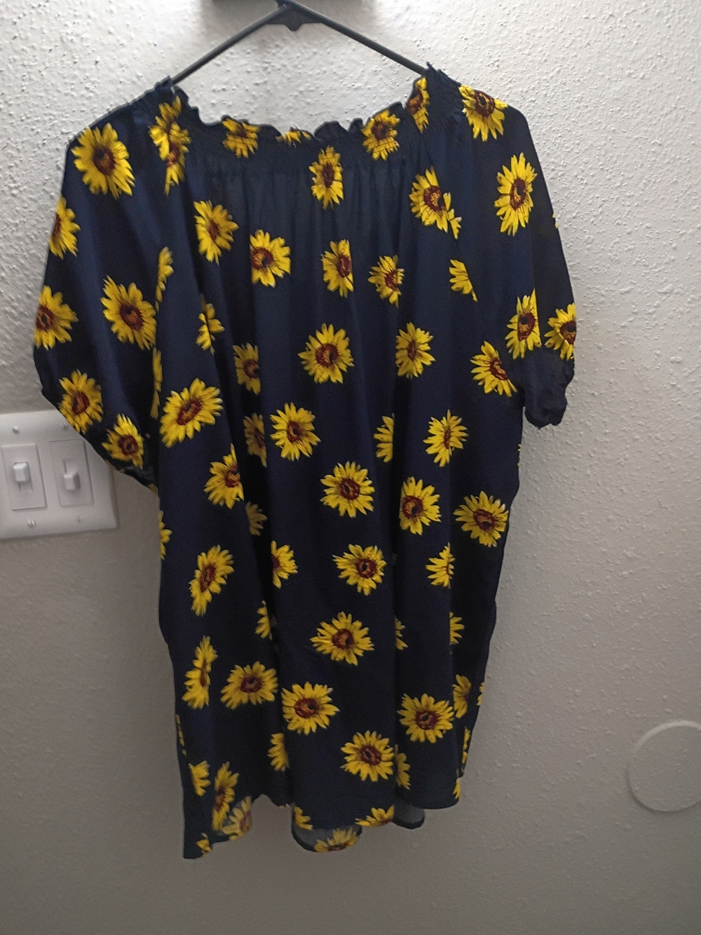 Kindred- Sunflower Print Off-Shoulder Women’s Top - Navy
